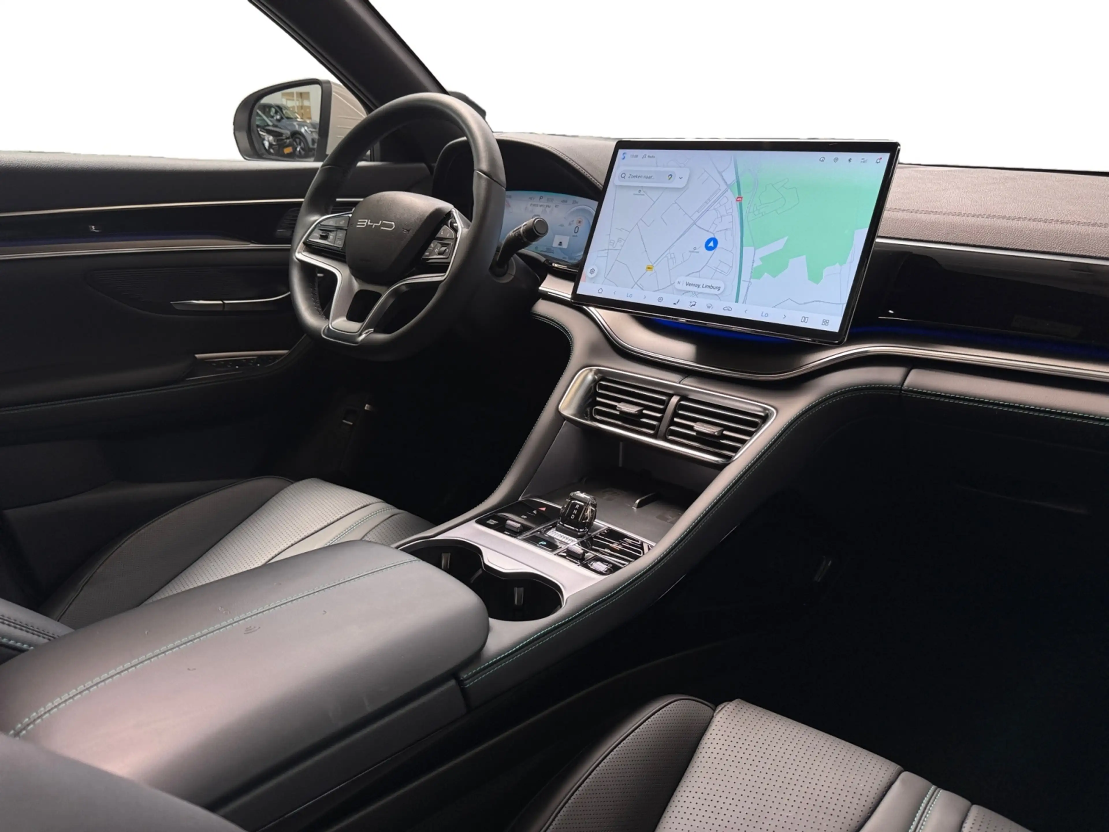 BYD Seal U 1.5 DM-i FWD Boost I PHEV I Panoramadak I 360 Came — photo 3
