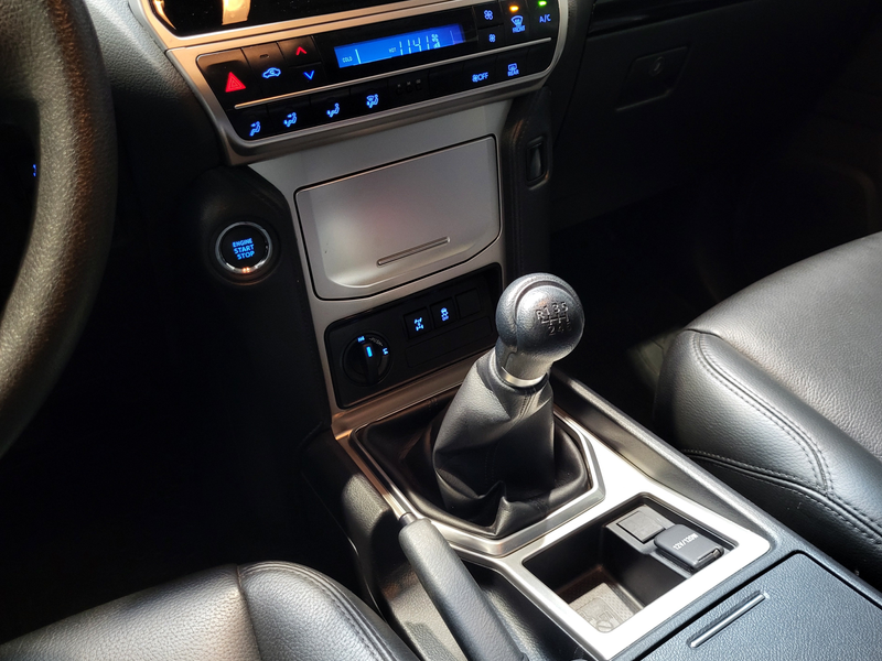 Toyota Land Cruiser 2.8D-4D 1of1 *Kühlbox| Seilwinde| Kamera* — photo 12