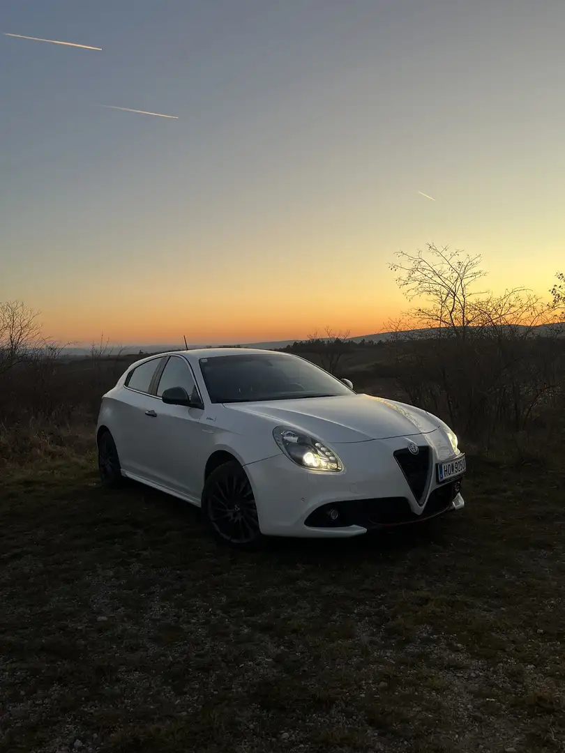 Alfa Romeo Giulietta 2,0 JTDM-2 Super Edizione TCT - 1