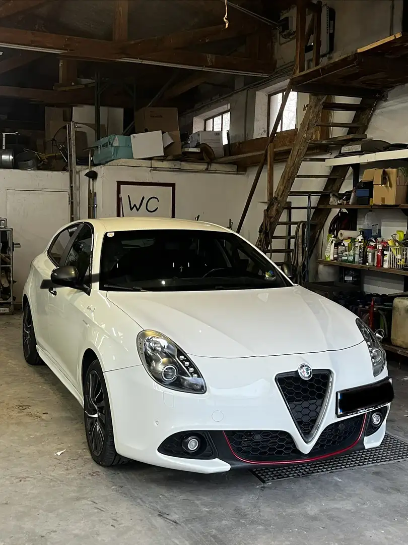 Alfa Romeo Giulietta 2,0 JTDM-2 Super Edizione TCT - 2