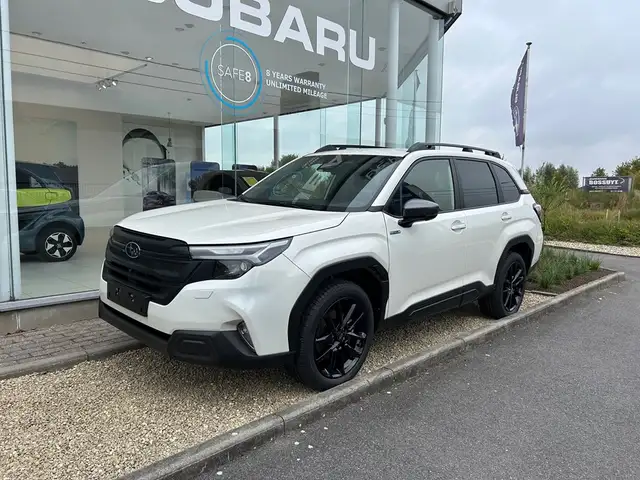 Subaru Forester 2.0i e-Boxer "Luxury Black Edition' CVT | Safe8