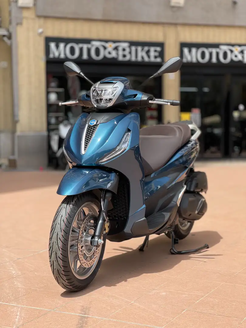 Piaggio Beverly 400 - 2