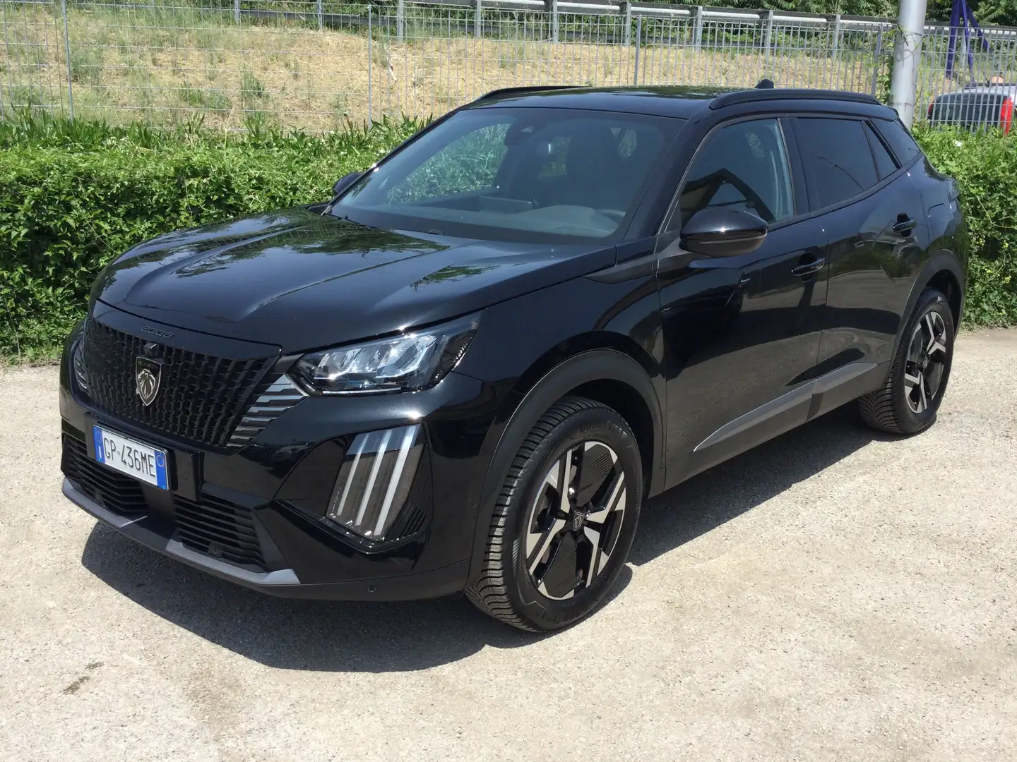 Peugeot 2008 2008 II 2023 1.5 bluehdi Allure 130cv Nero - 1