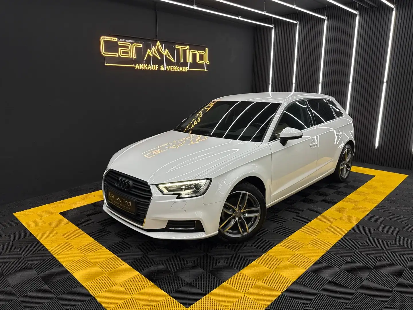 Audi A3 1.6 TDI Sportback | Sitzheizung | Tempomat Weiß - 2