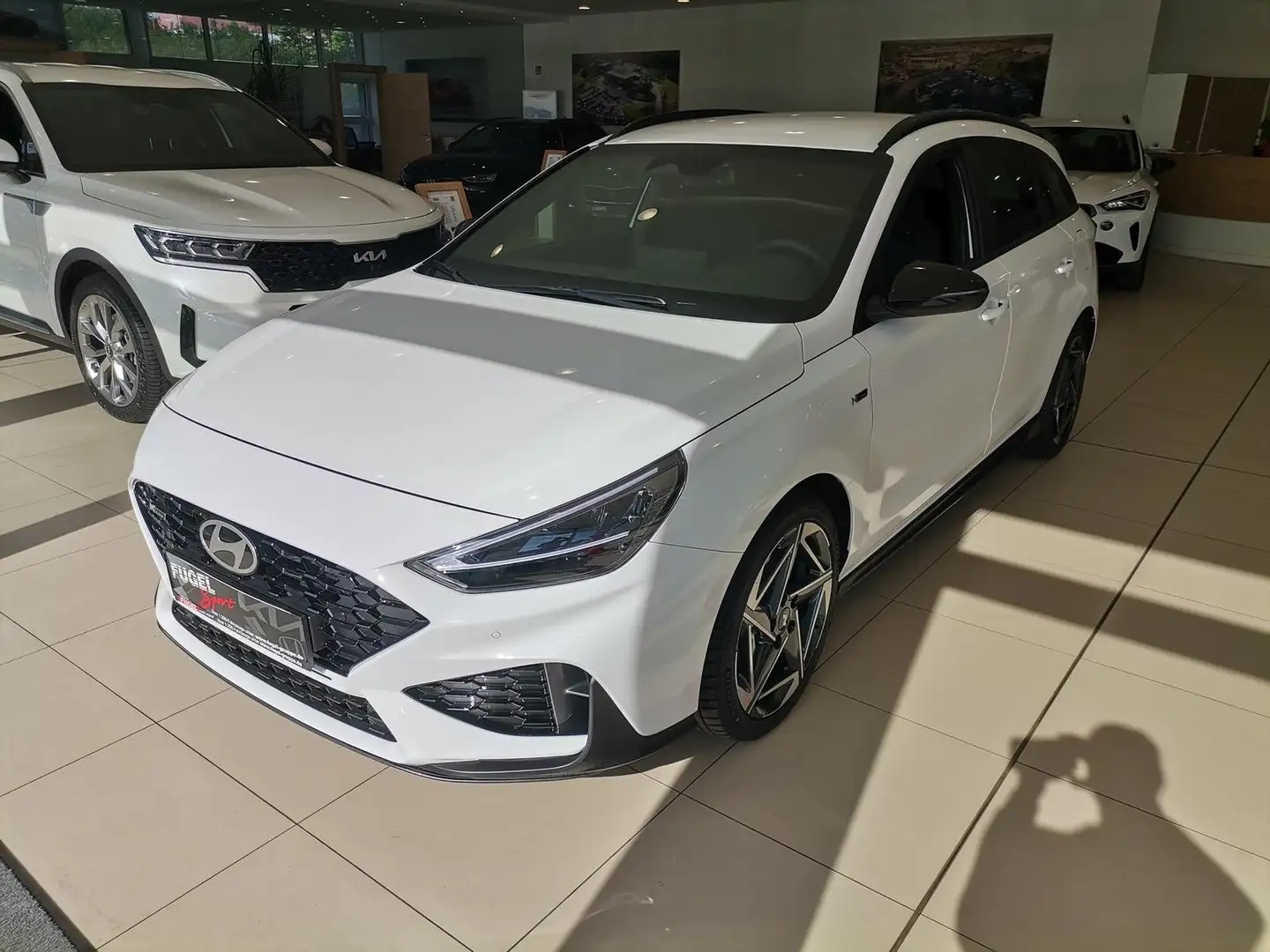 Hyundai i30 Kombi 1.5 T-GDI mHEV N-Line MJ25 LED|Navi|SHZ Blanco - 2