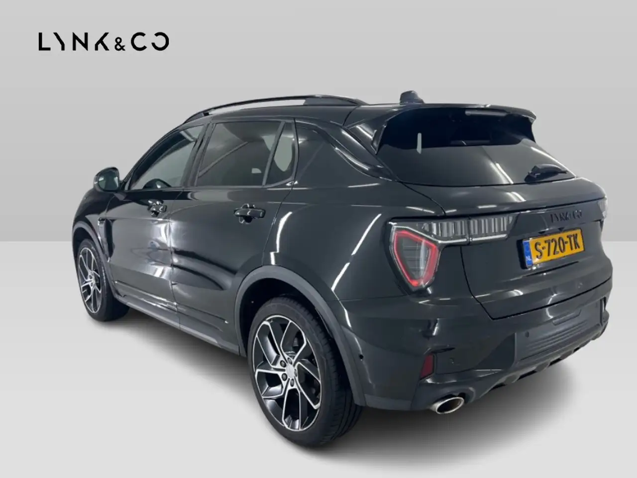 Lynk & Co 01 2023