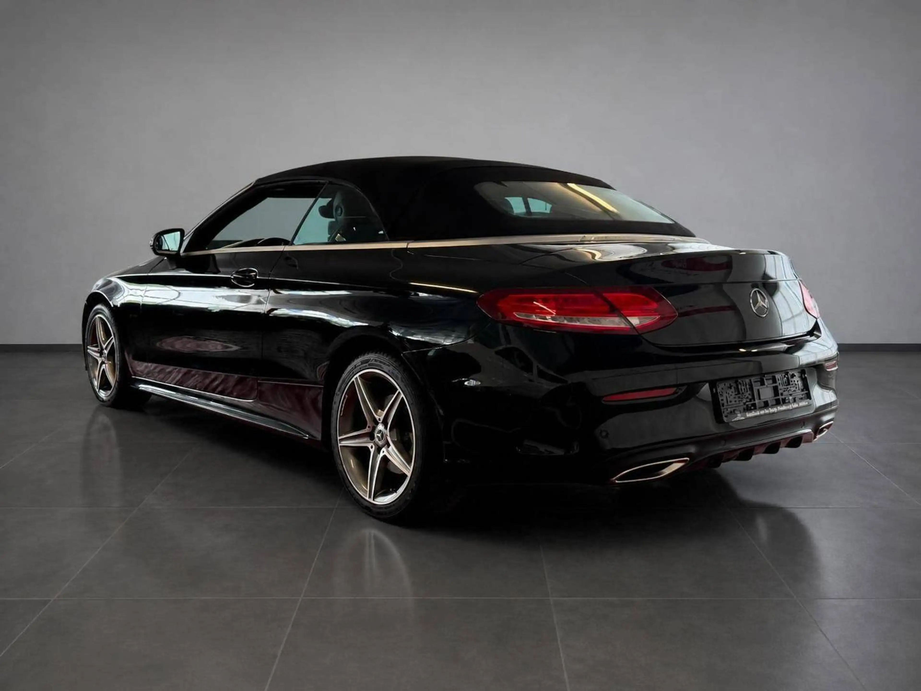 Mercedes-Benz C 200 Cabrio/LED/Kamera AMG Line — photo 4
