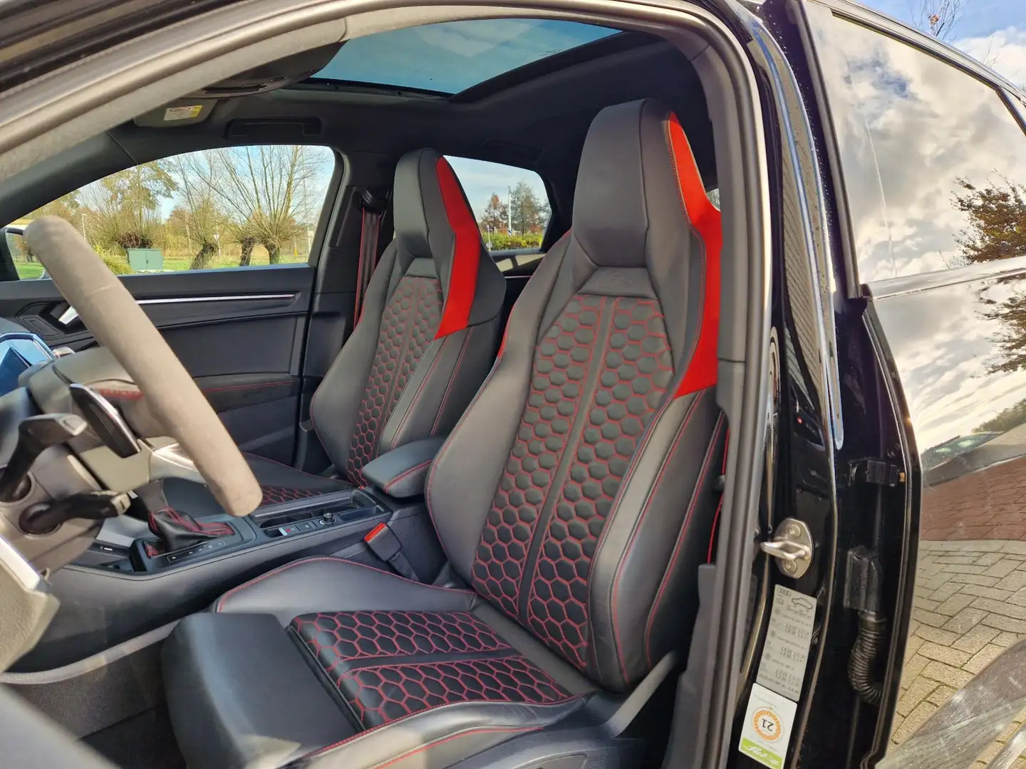 Audi RS Q3 Sportback RS Dynamic Panodak Acc 360camera Trekhaa Noir - 2