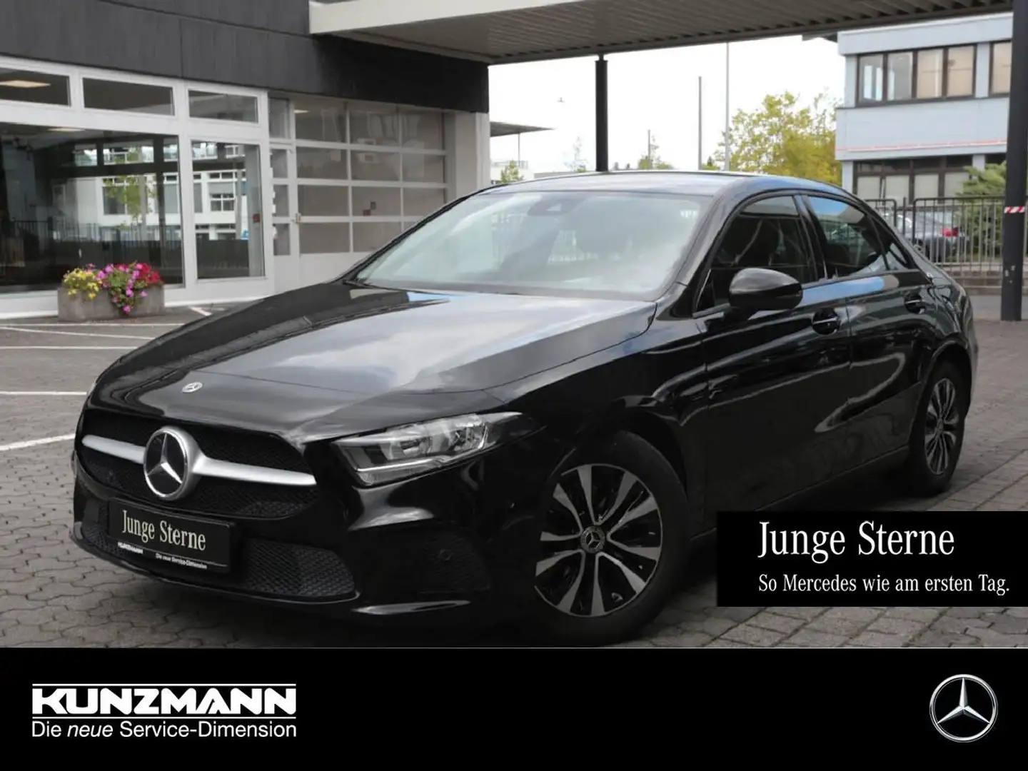 Mercedes-Benz A 180 d Limousine MBUXNavi+ Tempomat SpurH Noir - 1