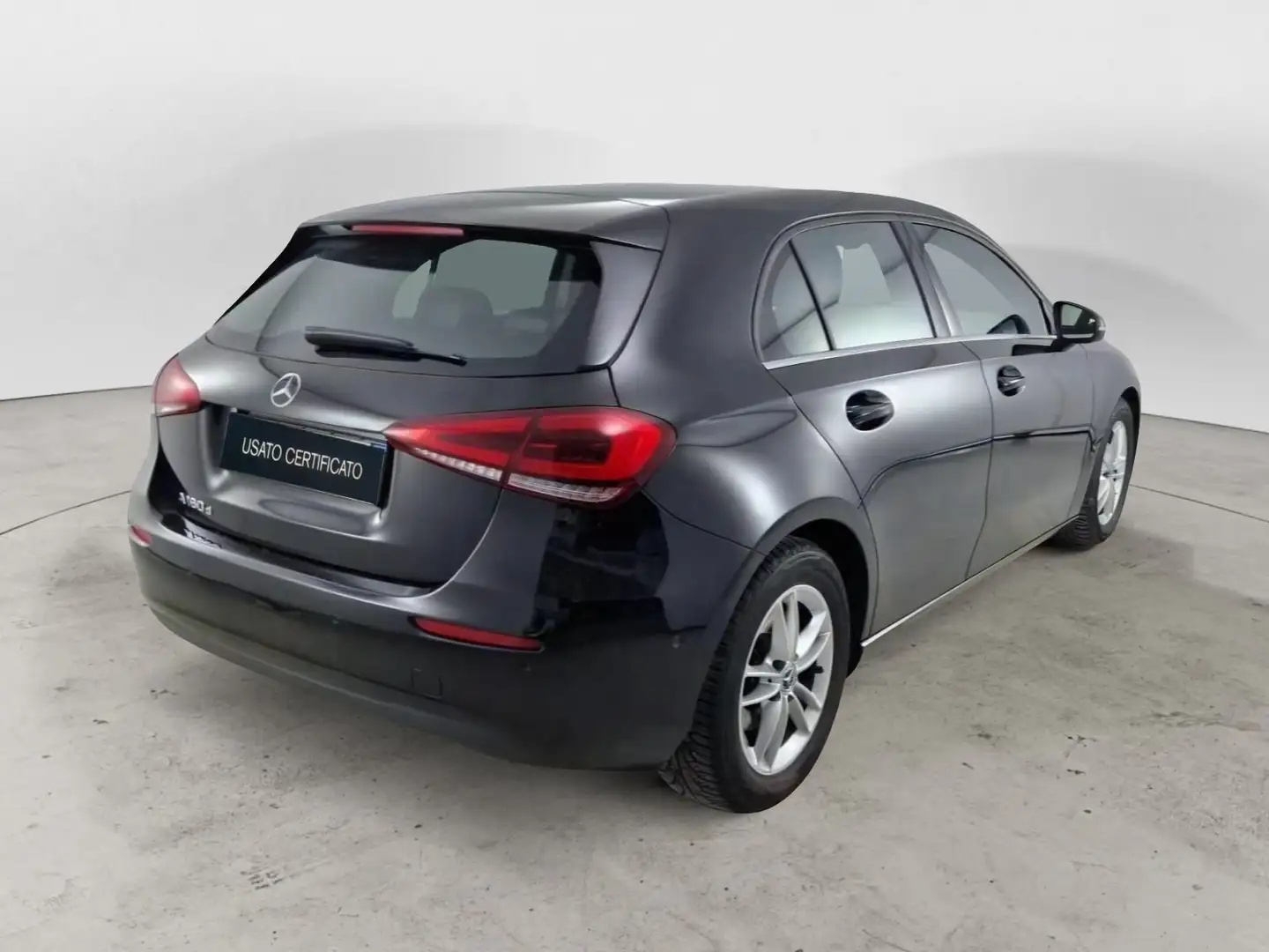 Mercedes-Benz A 180 180 d 116 CV Automatica LED Business Extra Noir - 2