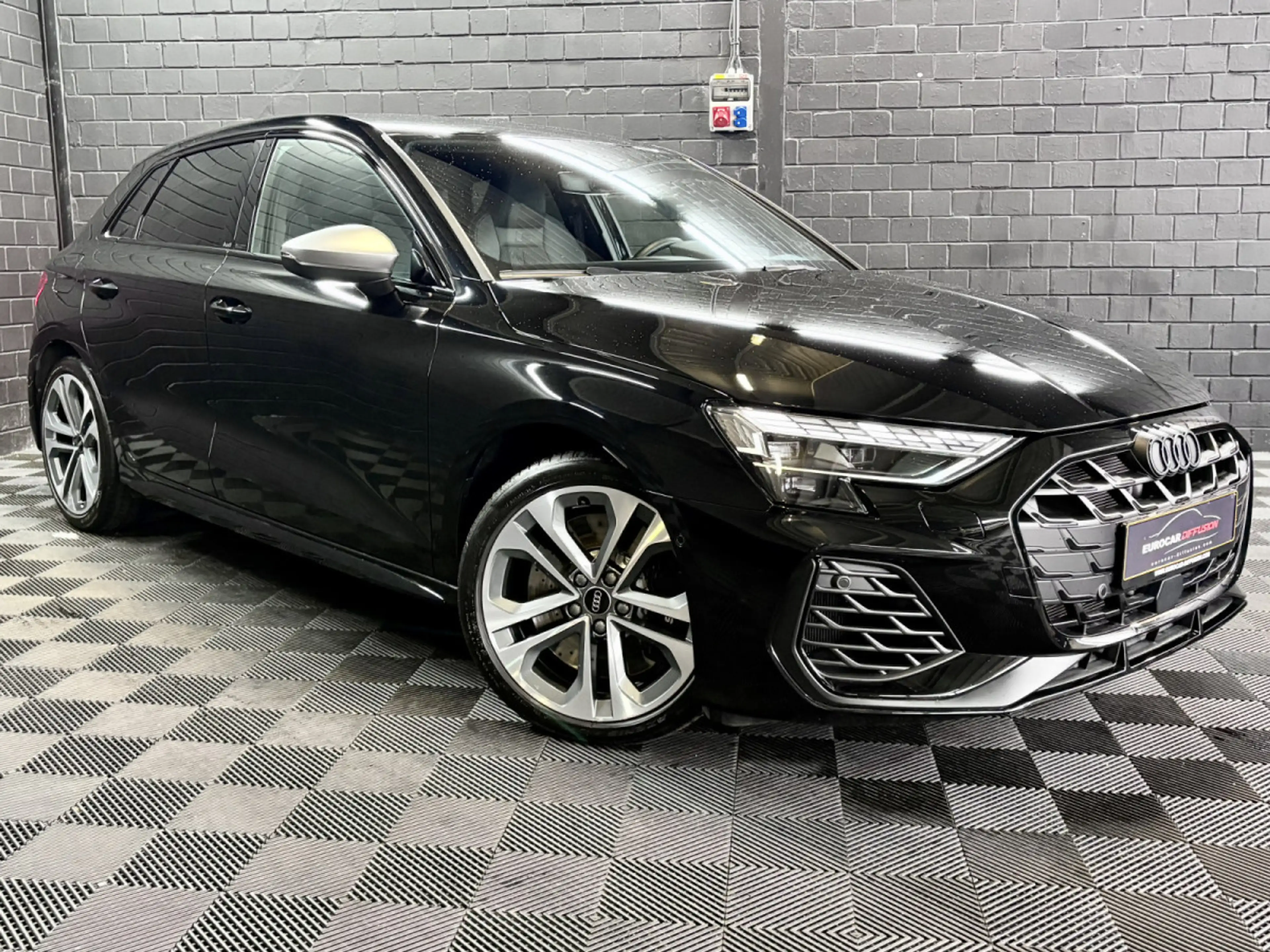Audi S3 Sportback Quattro 2.0 TFSI 333 CV * MATRIX * BLACK — photo 3