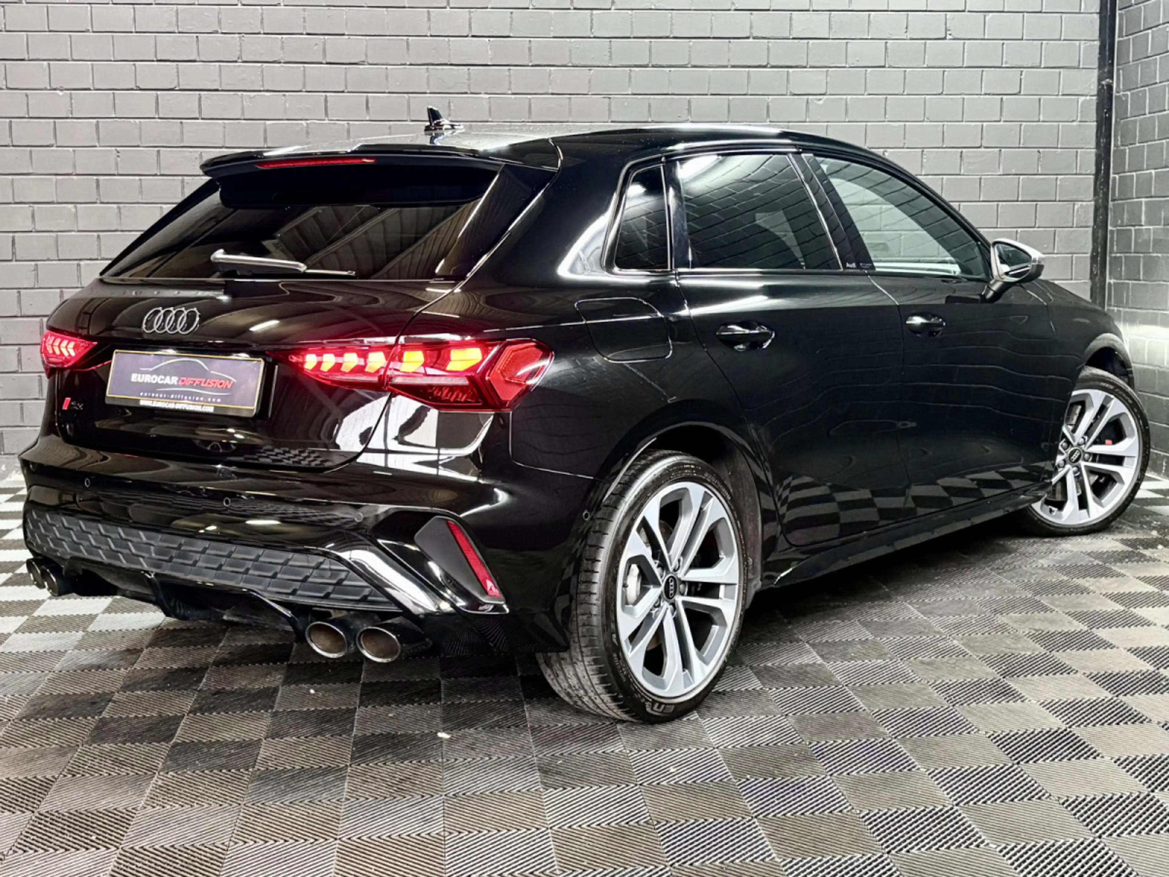 Audi S3 Sportback Quattro 2.0 TFSI 333 CV * MATRIX * BLACK — photo 6