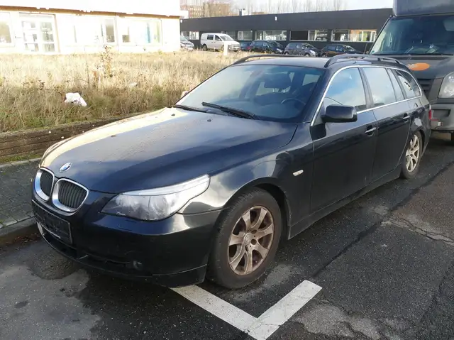 BMW 525 d Touring Xenon Leder Panoram Lichtmaschine defekt