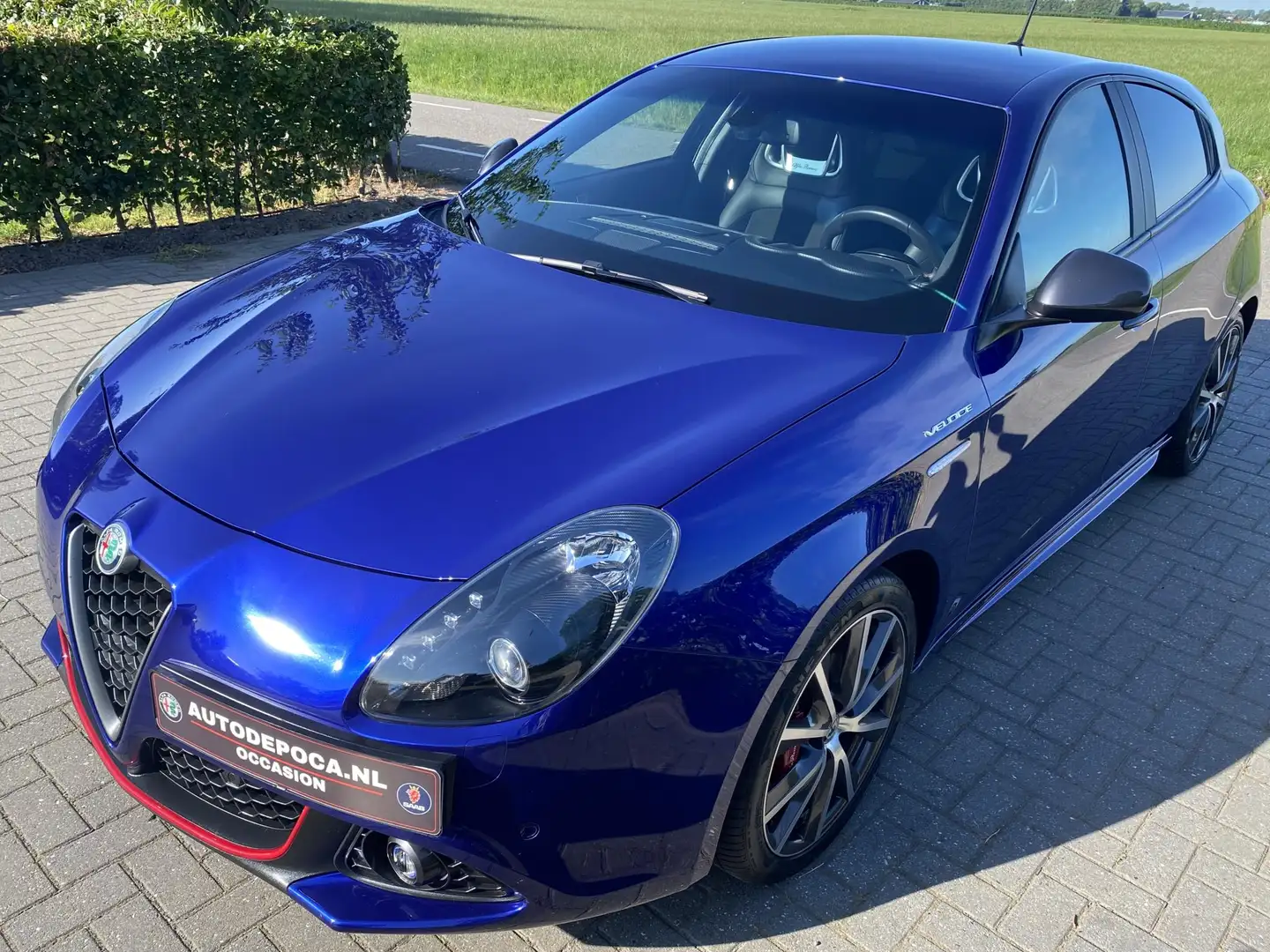 Alfa Romeo Giulietta 1.750 Turbo Veloce 65.877 km! Sport stoelen / Navi - 1