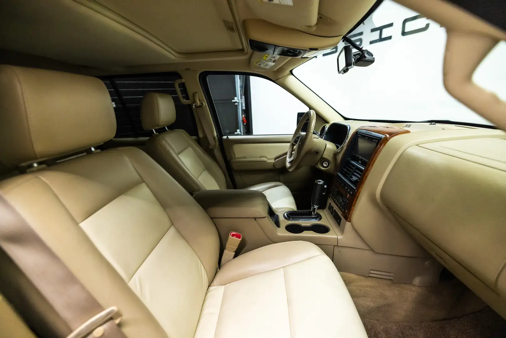 Ford Explorer V8 Eddie Bauer Btw auto, Fiscale waarde € 6.000,- Blauw - 2