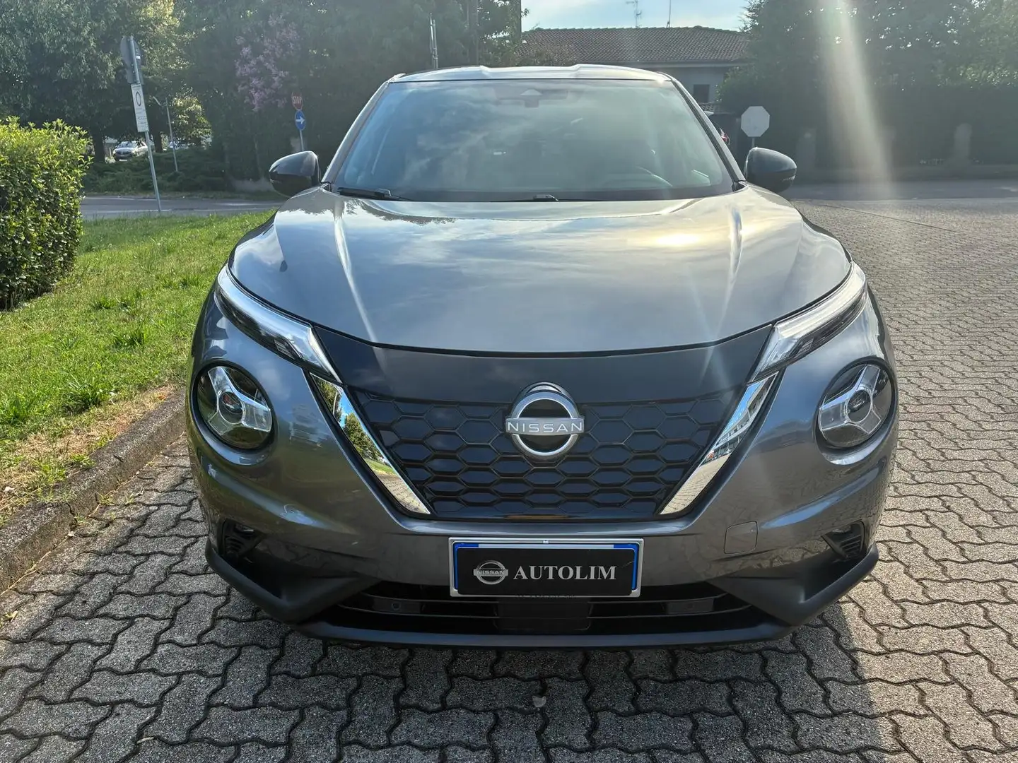Nissan Juke Juke 1.6 hev N-Connecta  NO VINCOLI FINANZIAMENTO Grijs - 2