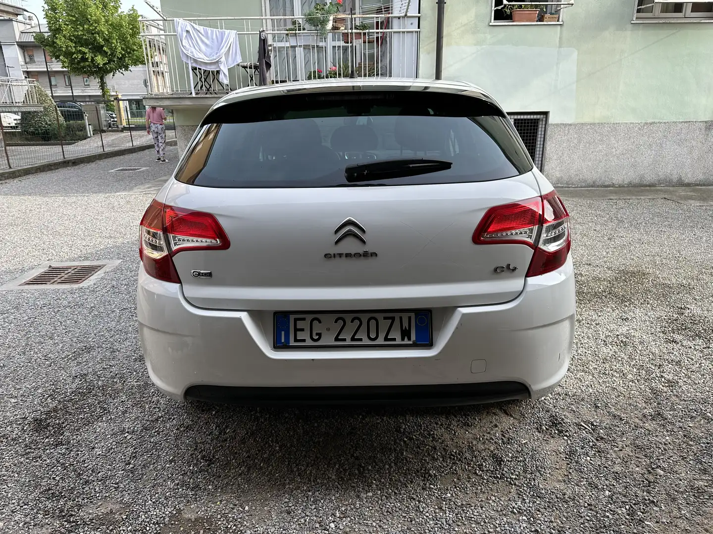 Citroen C4 e-HDi 110 EGS6 Business Class - 2