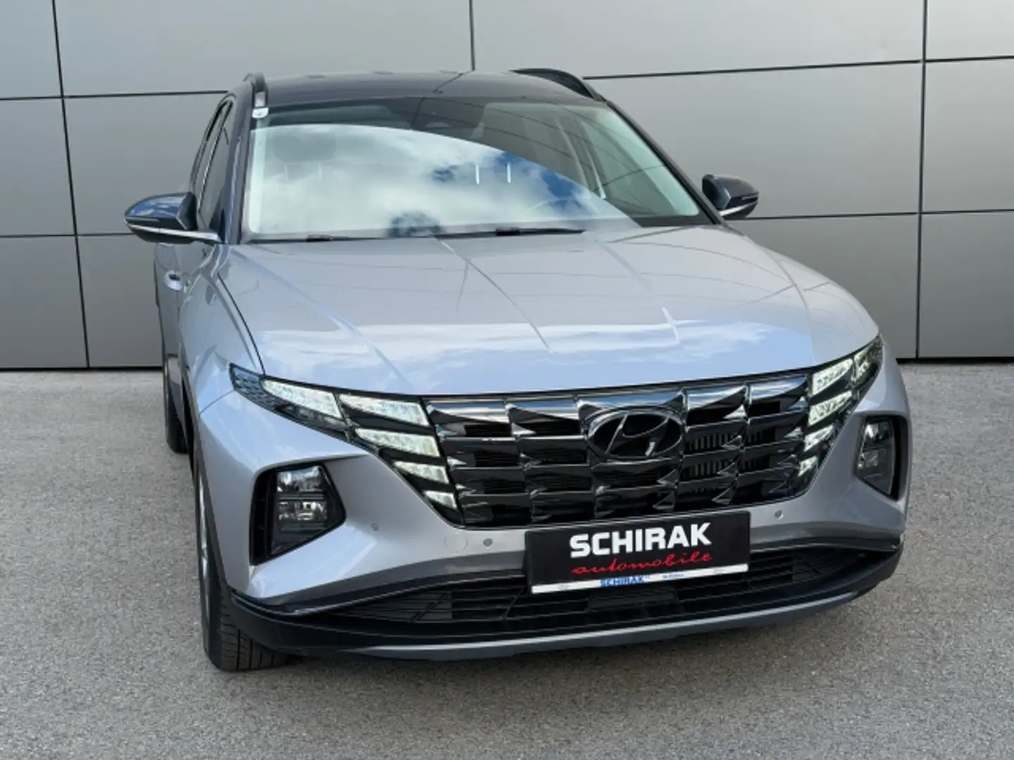 Hyundai TUCSON 1,6 T-GDI 2WD 48V Trend Line DCT Silber - 2