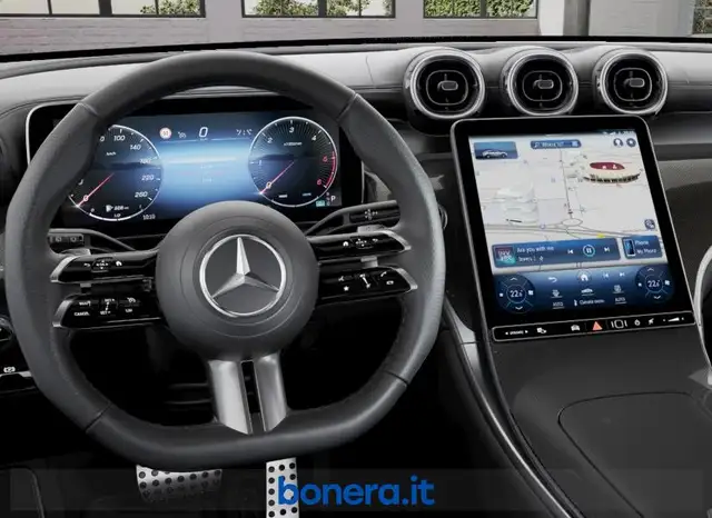 Mercedes-Benz 220 view 5