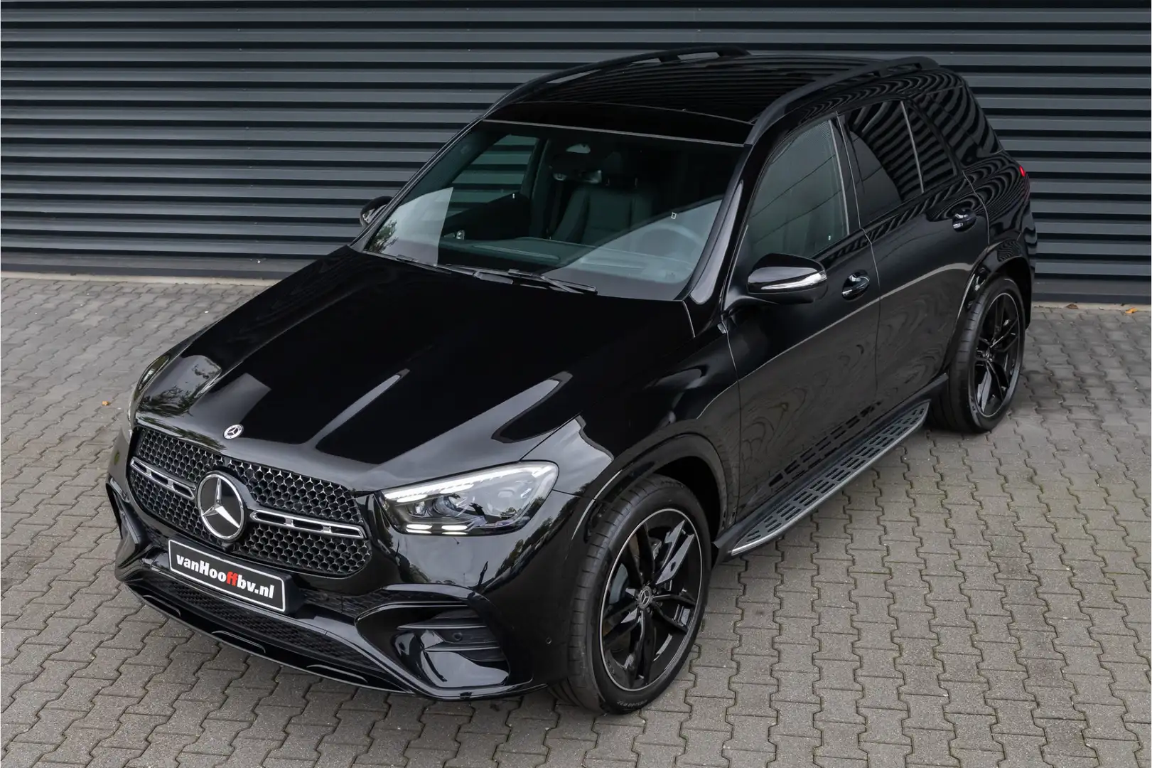 Mercedes-Benz GLE 450 d 4MATIC AMG Line 22 inch-Distronic-Haak Negro - 2