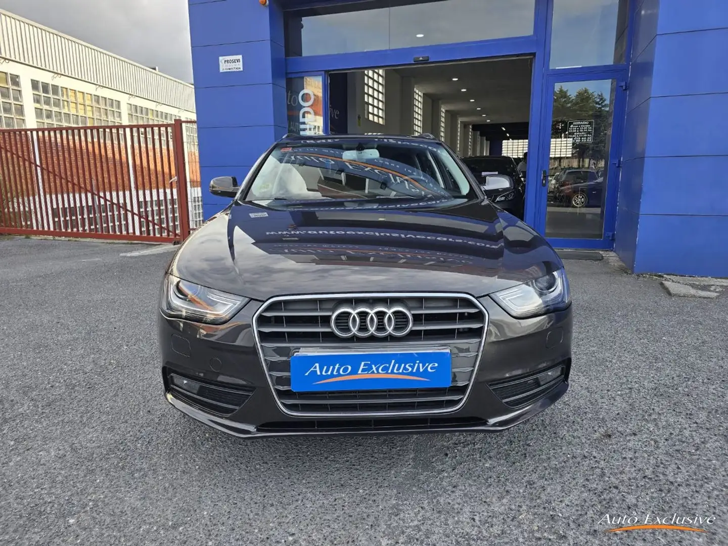 Audi A4 Avant 2.0 TDI 150cv Gris - 2