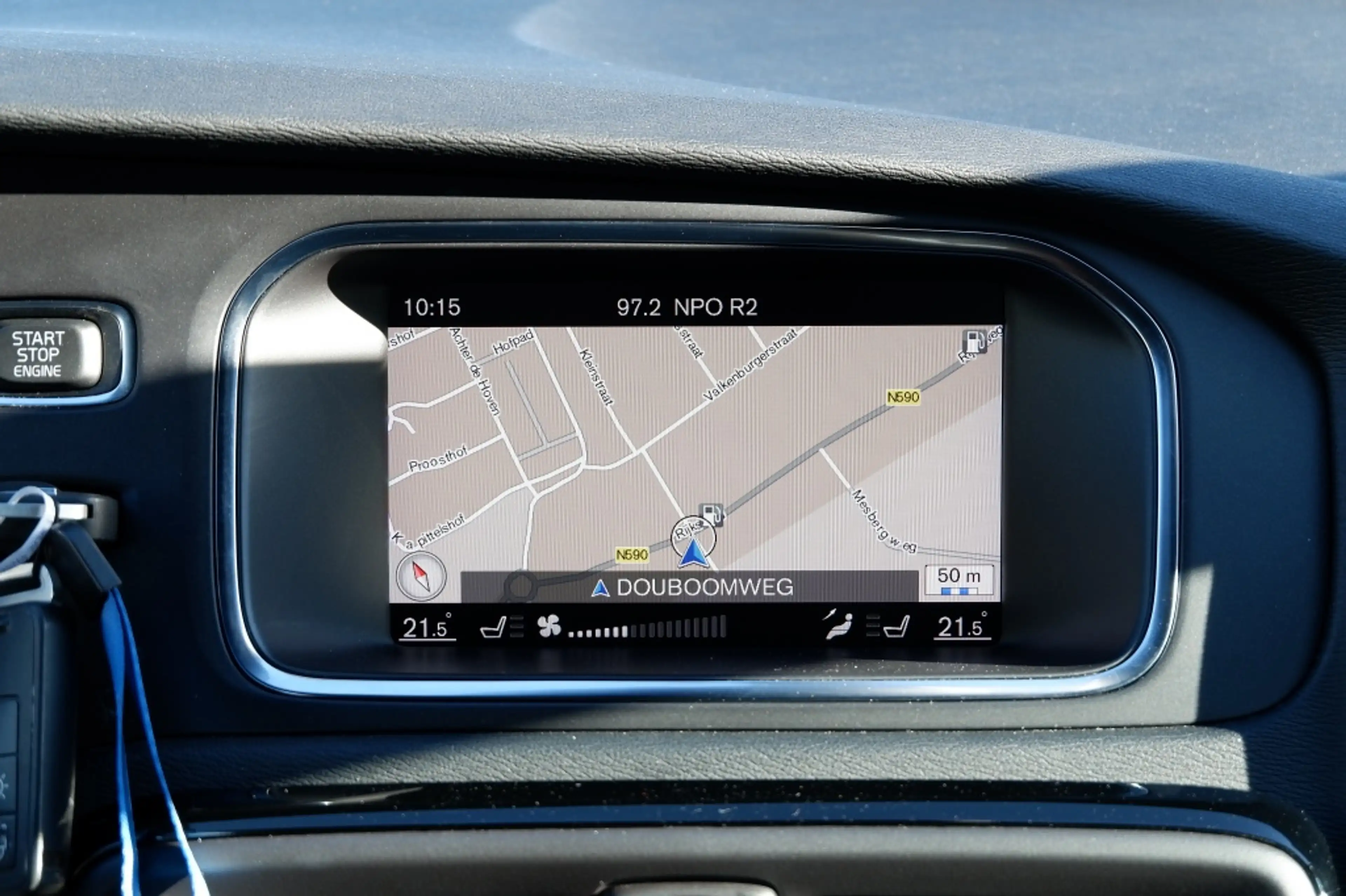 Volvo V40 Cross Country 1.5 T3 Polar + / INCL. 12mnd BOVAG / Leder / Stoel — photo 18