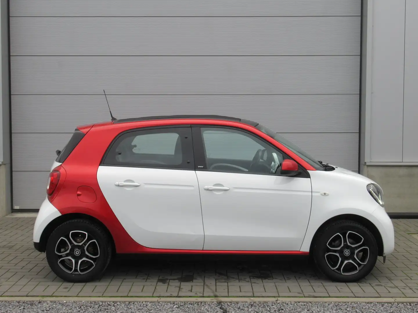 smart forFour 1.0i Passion / € 6.600 netto / Pano / Airco / Blanc - 2