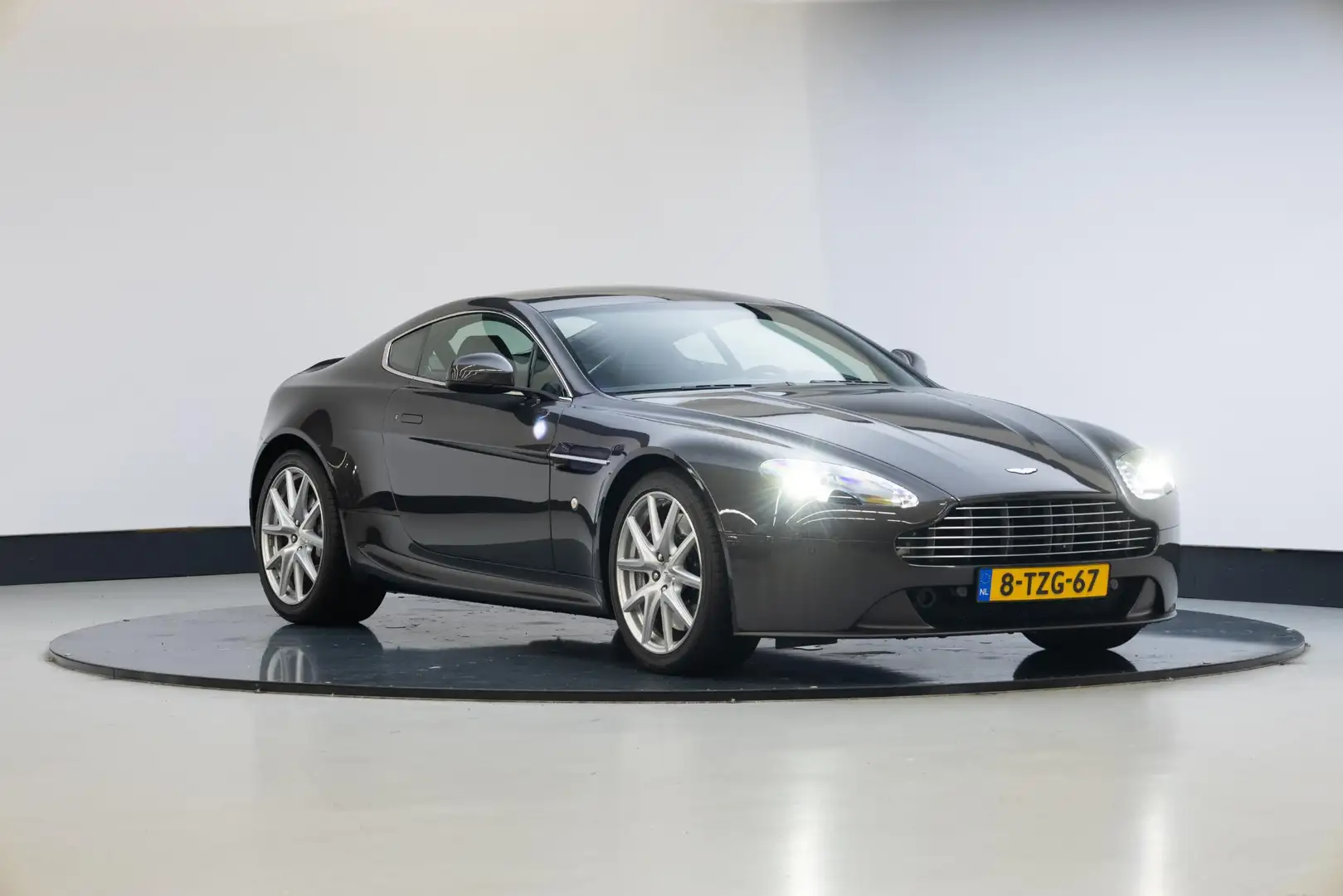 Aston Martin Vantage V8 4.7 V8 Grijs - 1