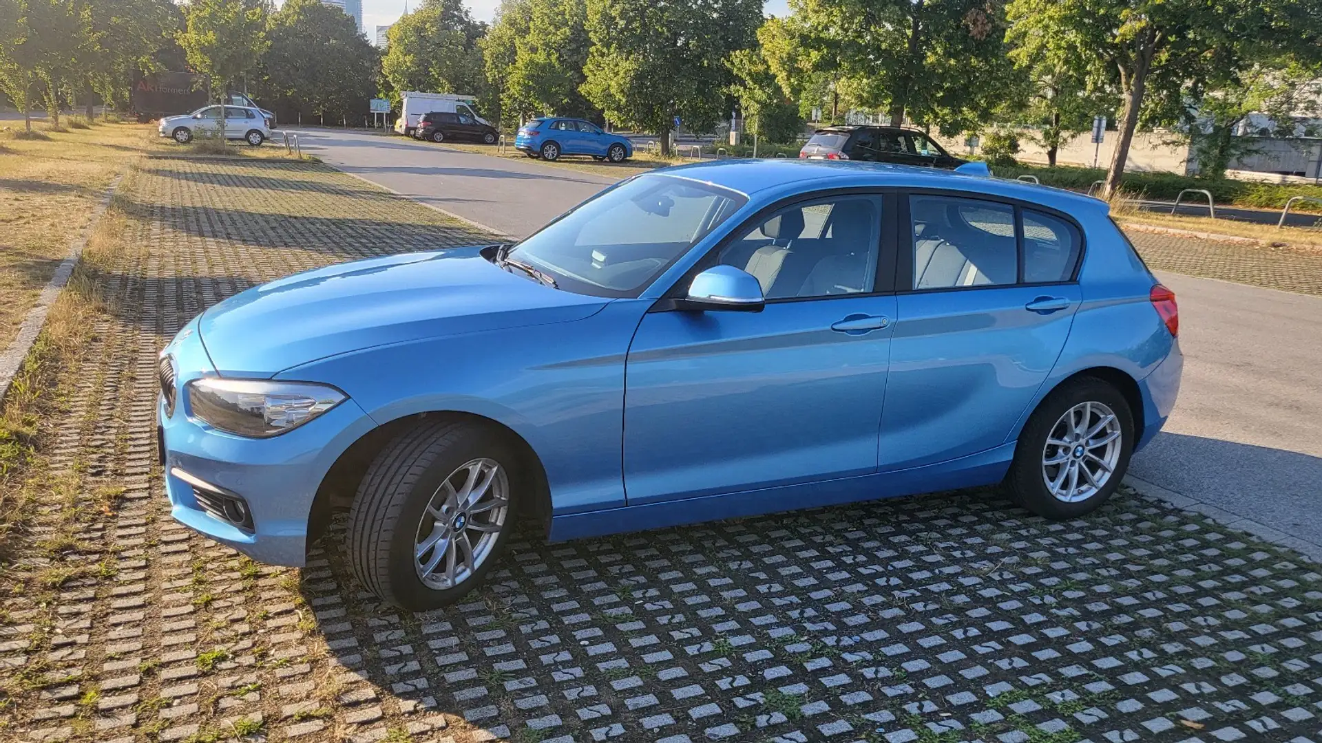 BMW 116 116i Advantage - 2
