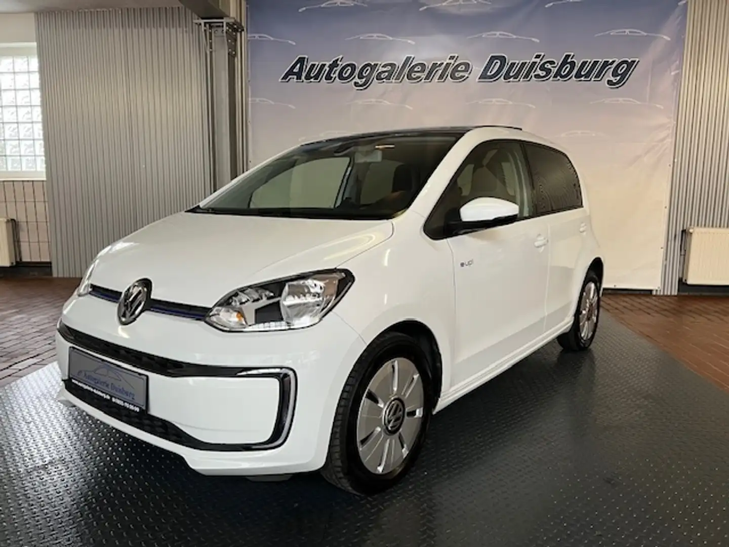 Volkswagen e-up! Pano Kamera SHZ PDC DAB Sounds Klimaaut. Ambienteb Wit - 2