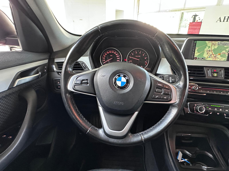 BMW X1 sDrive 18 i  NAVI  LED PDC — photo 11