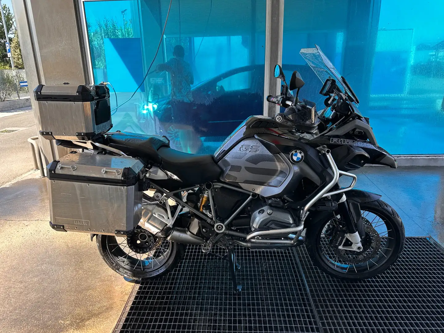 BMW R 1200 GS Adventure triple black FULL Černá - 2