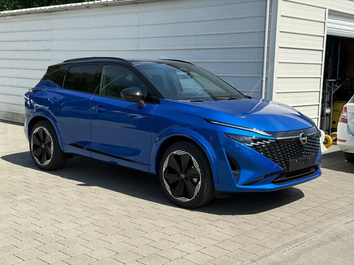 Nissan Qashqai N-Design 1.3 mHEV AT Pano*20"*NAVI*SHZ*I-Key* Blauw - 2