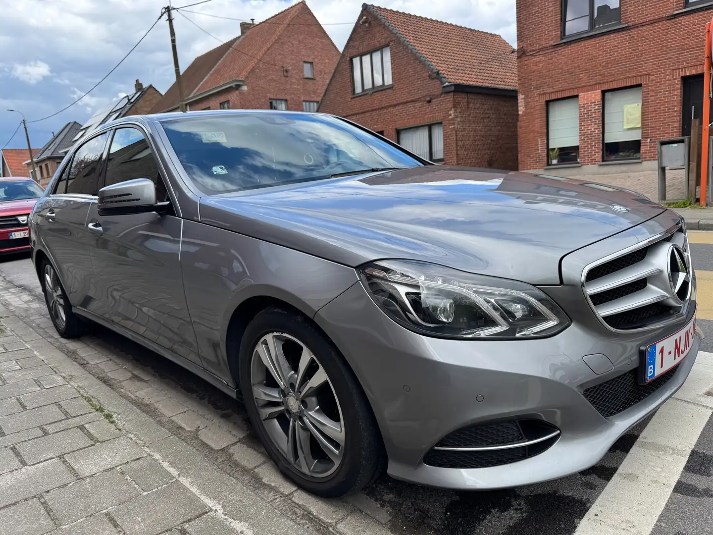 Mercedes-Benz E 200 E 200 CDI Avantgarde Grijs - 2