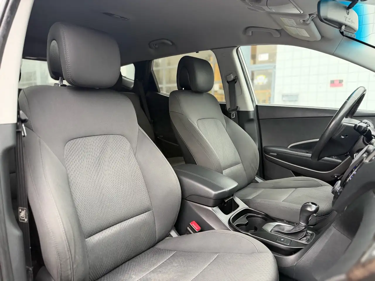 Hyundai SANTA FE снимка Hyundai SANTA FE
