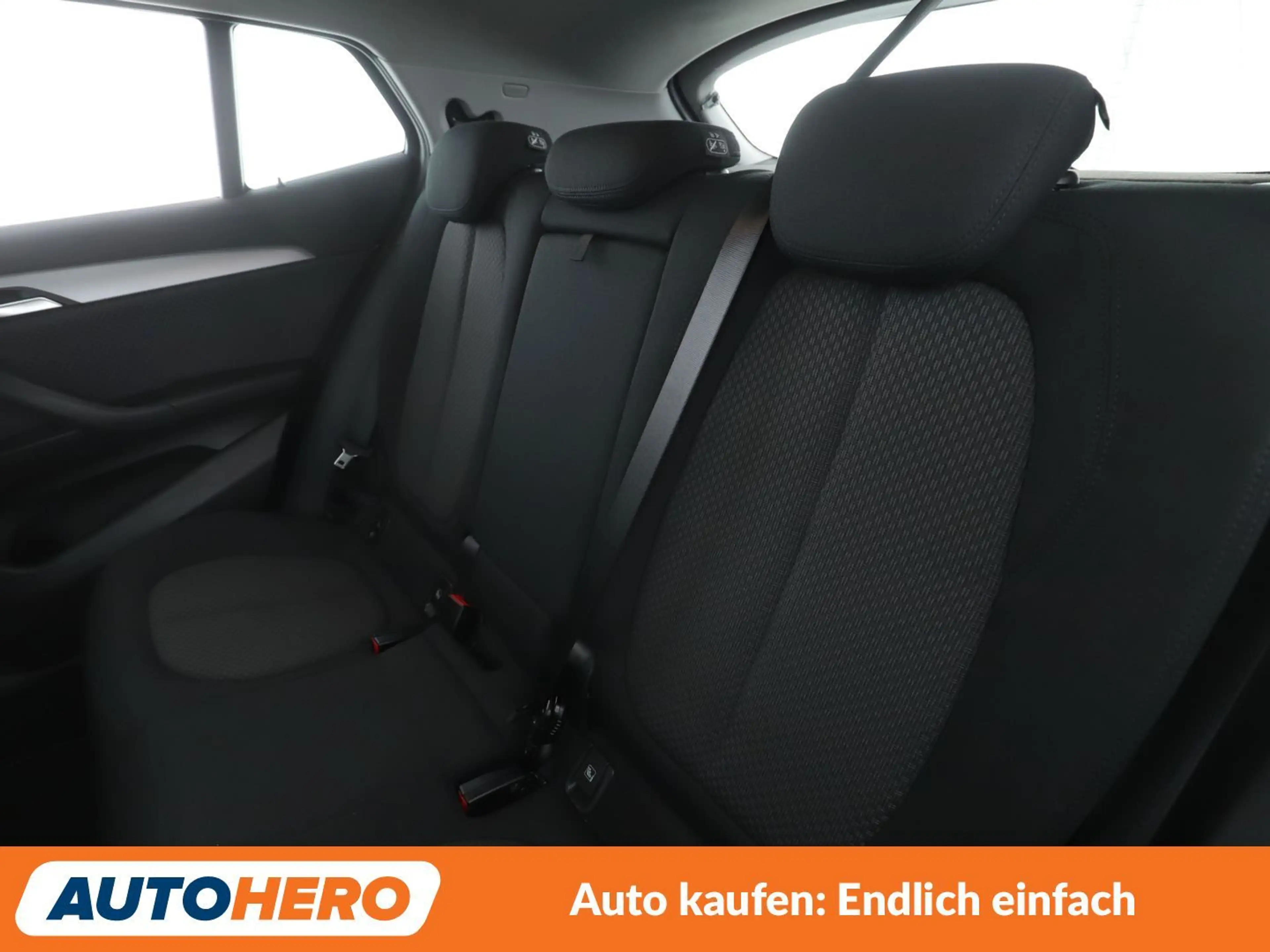 BMW X2 sDrive 18i Advantage Aut.*PANO*NAVI*LED*TEMPO* — photo 14