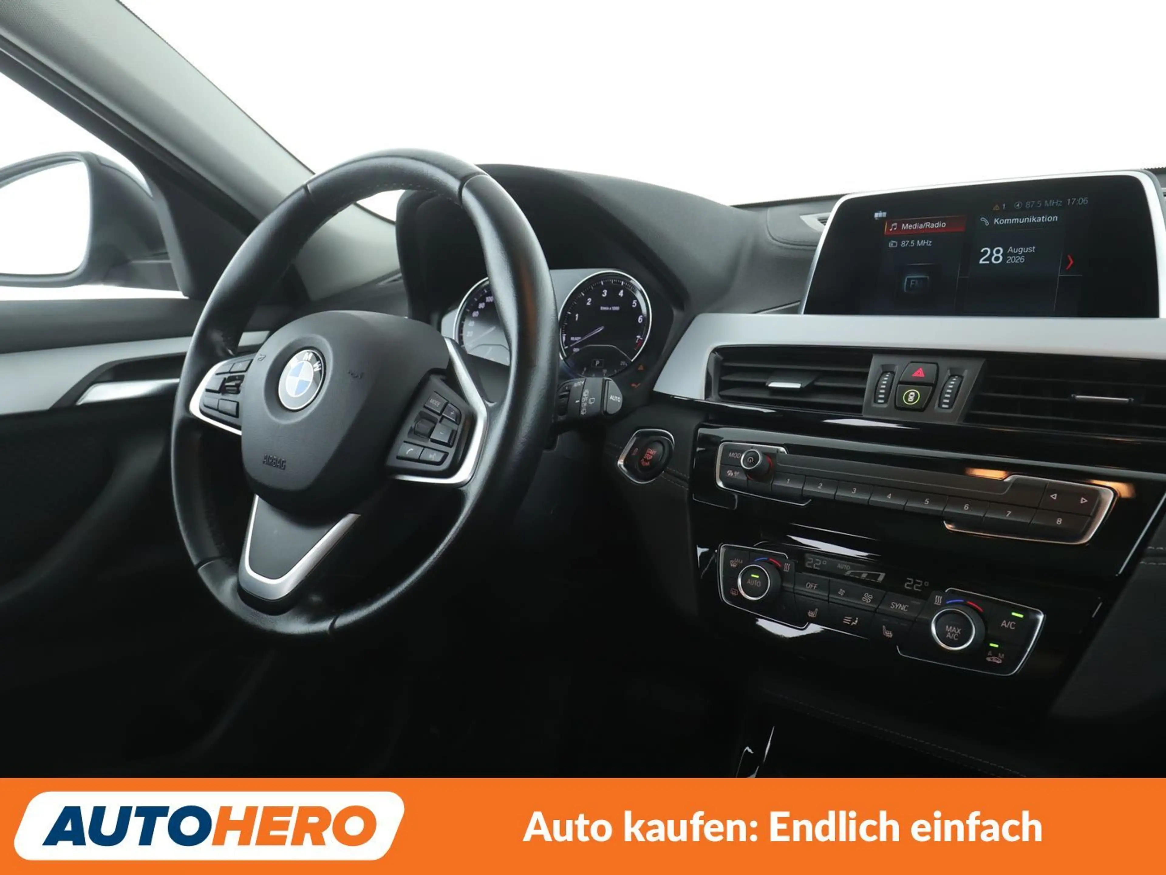 BMW X2 sDrive 18i Advantage Aut.*PANO*NAVI*LED*TEMPO* — photo 13