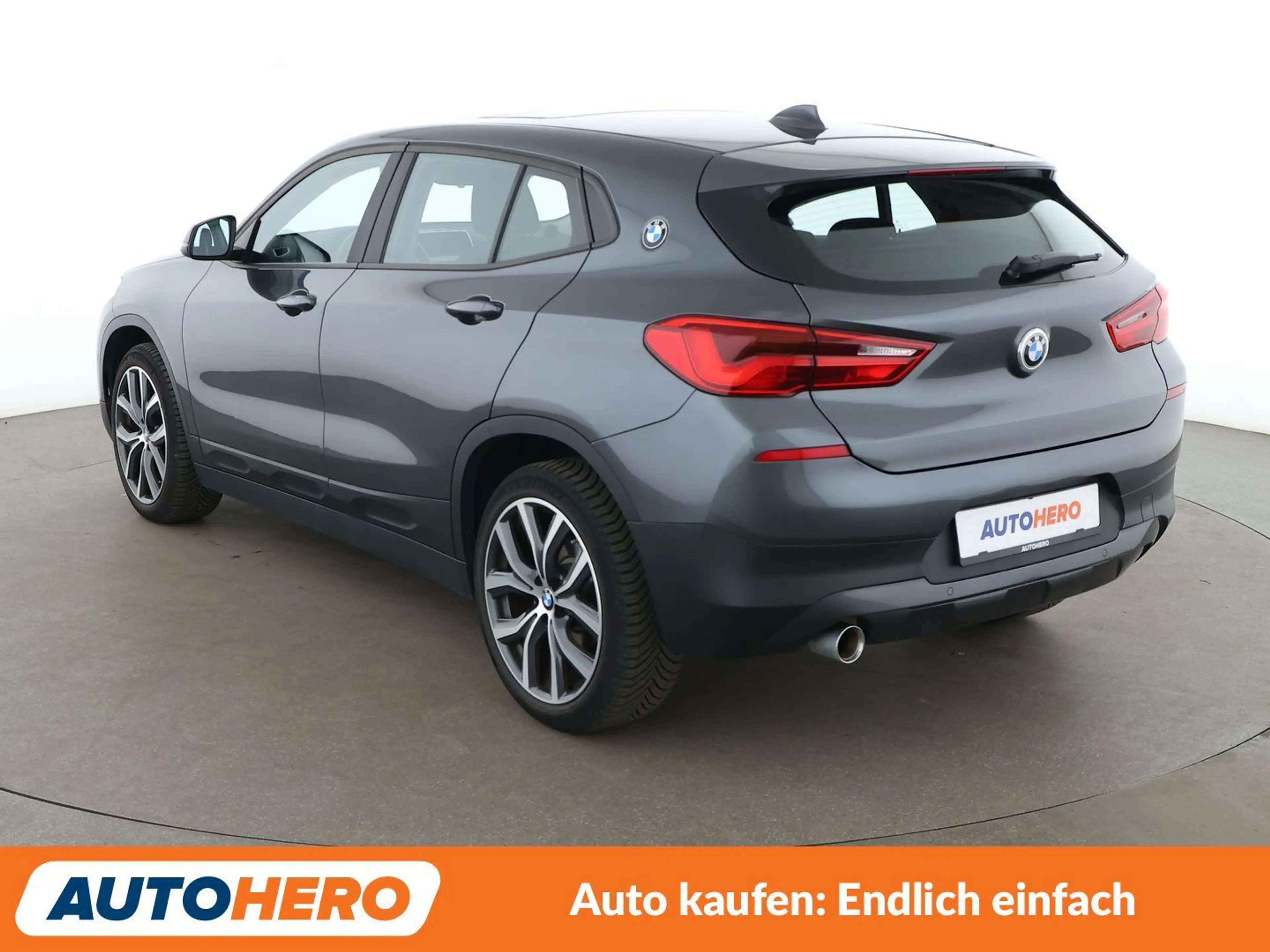 BMW X2 sDrive 18i Advantage Aut.*PANO*NAVI*LED*TEMPO* — photo 4