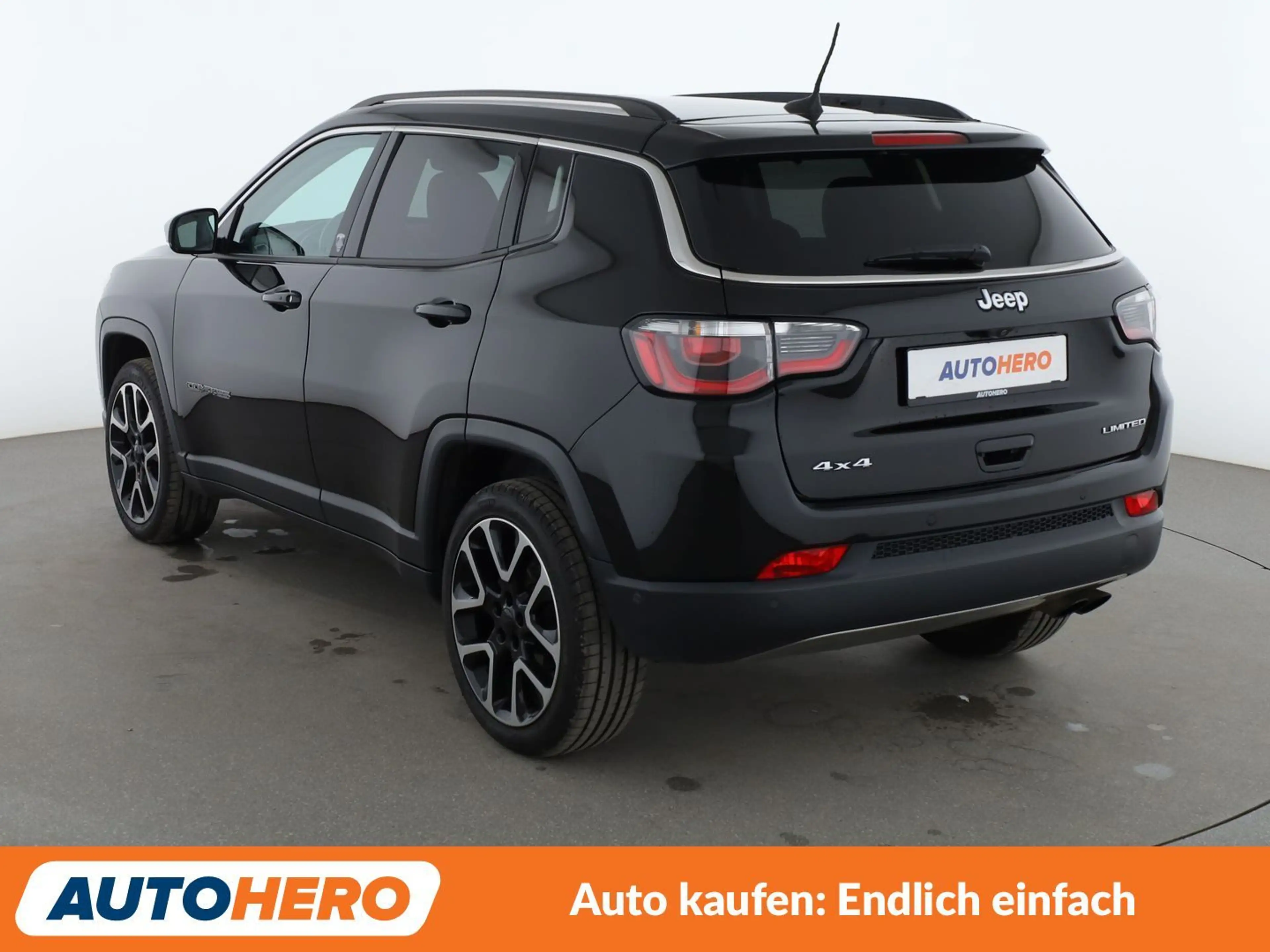 Jeep Compass 1.4 M-Air Limited 4WD Aut.*NAVI*BI-XENON*ACC*PDC* — photo 4