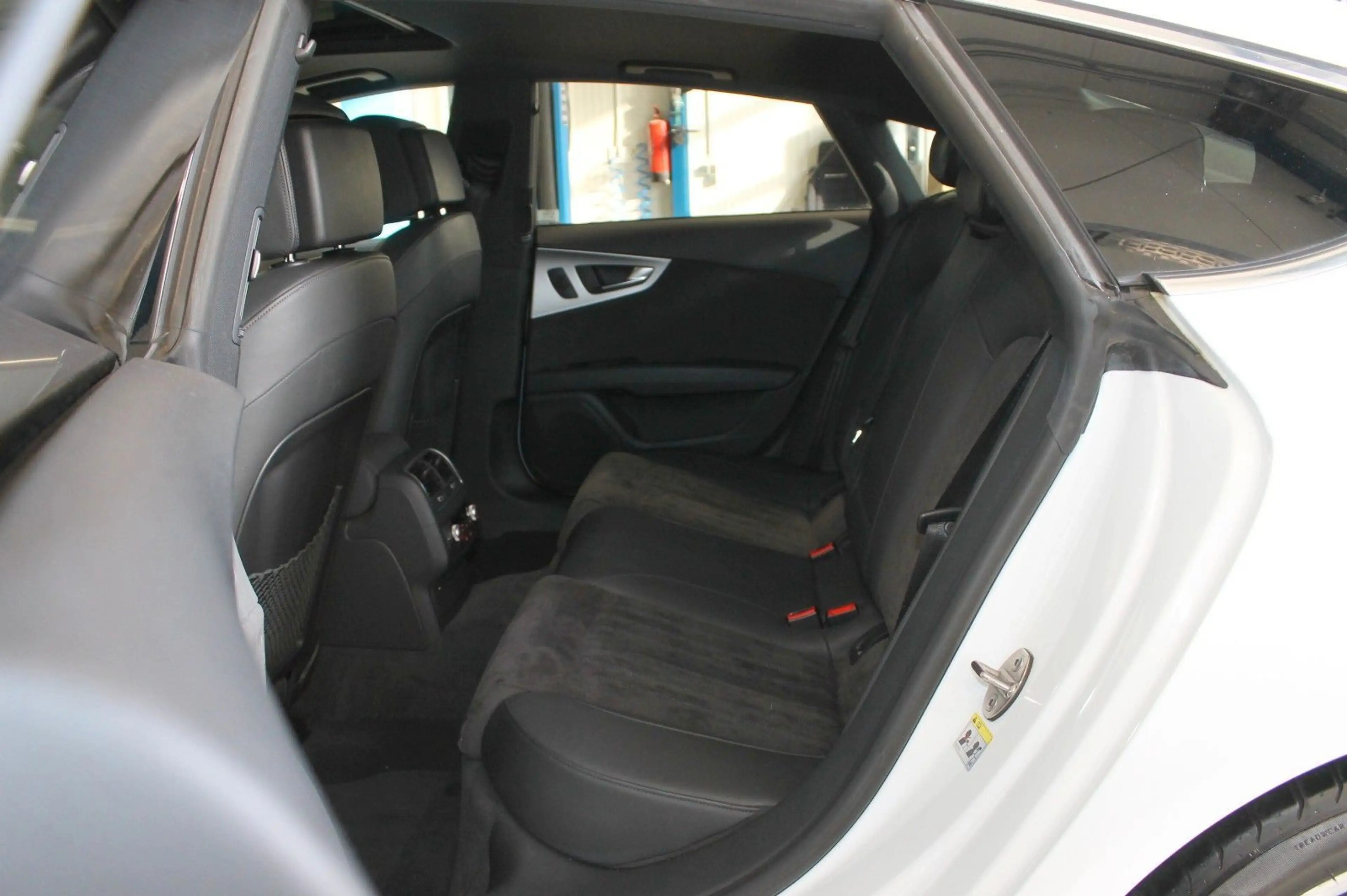 Audi A7 Sportback 3.0 quattro"S7 Umbau" — photo 13