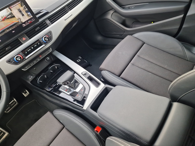 Audi A4 Limousine 40 TDI qu S line MATRIX HuD MASSAGE — photo 13