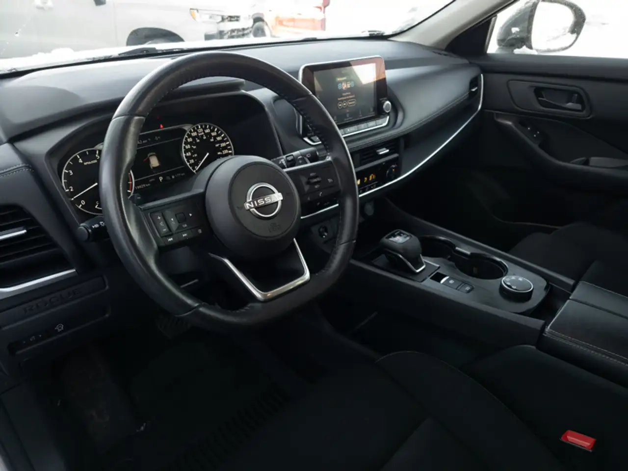 Nissan Rogue fotografie Nissan Rogue