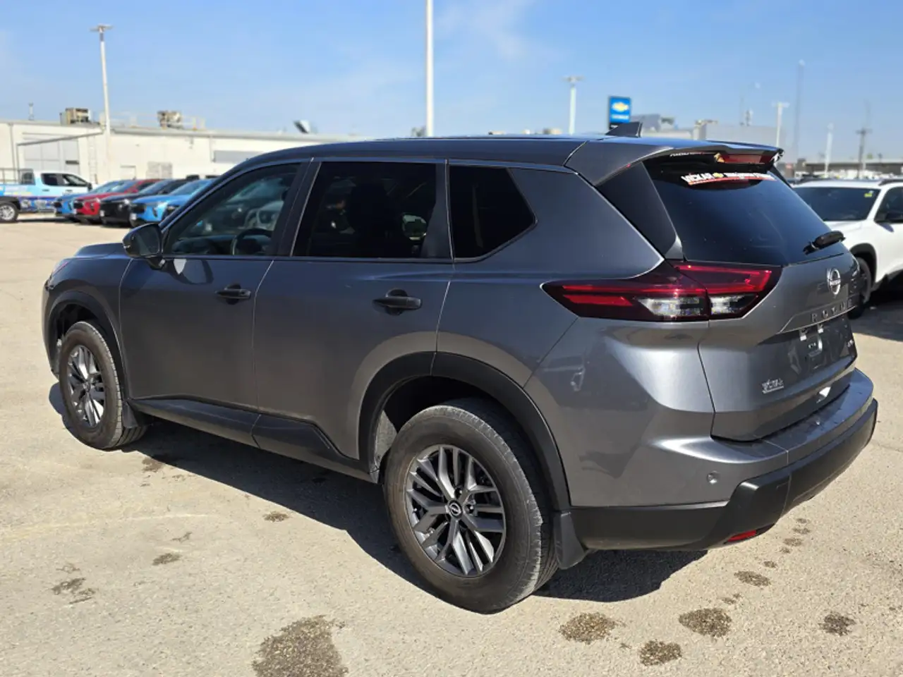 Nissan Rogue fotografie Nissan Rogue