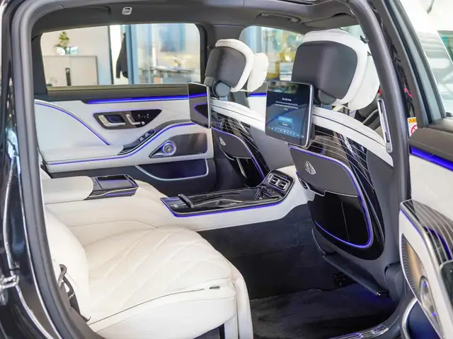 Mercedes-Benz S-Class view 12