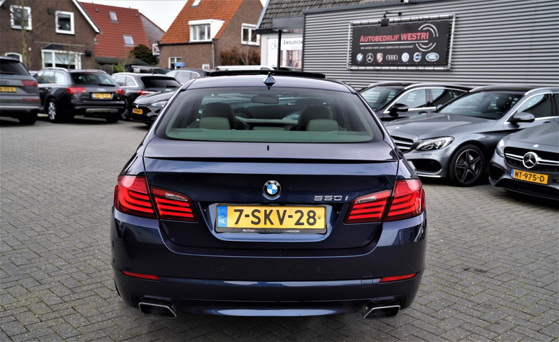 BMW 550 5-serie 550i High Executive | M-pakket | Adaptieve — photo 11