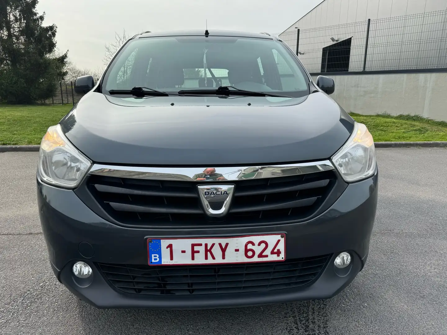 Dacia Lodgy 1.5 dCi Ambiance 5pl*EURO5 Gris - 2