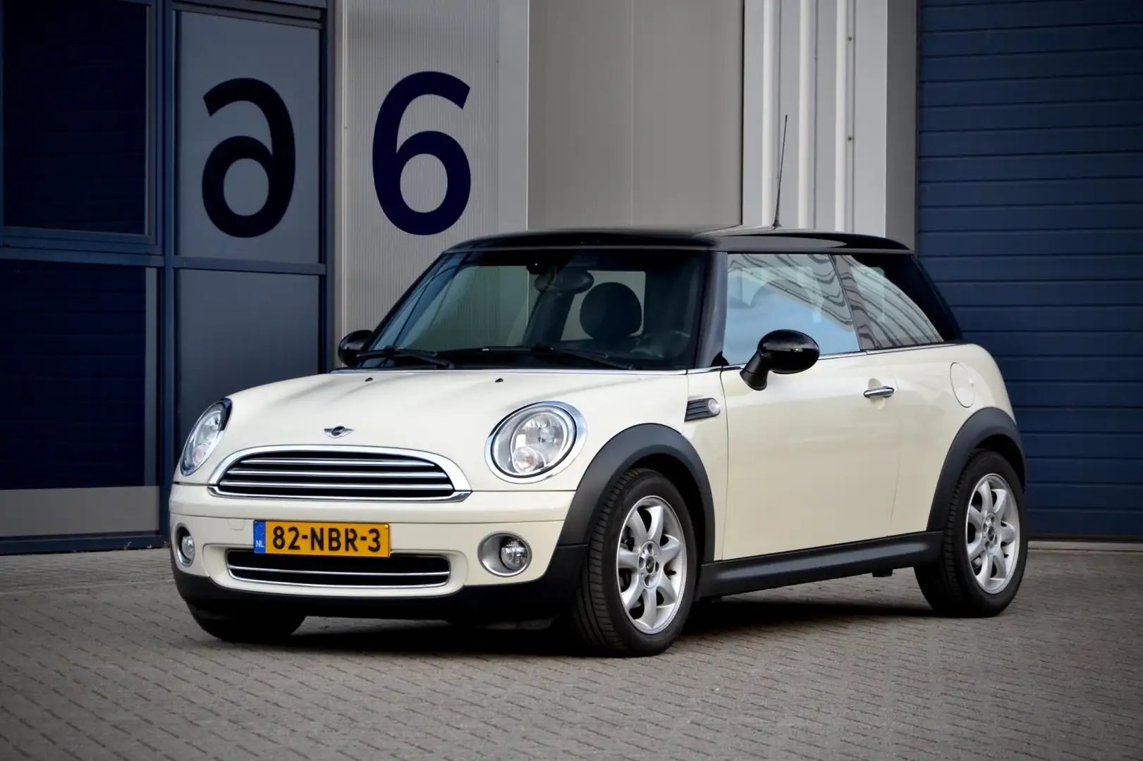 MINI Cooper Mini 1.6 / NL Auto / Half Leder / Multi Stuur / Cl Wit - 1