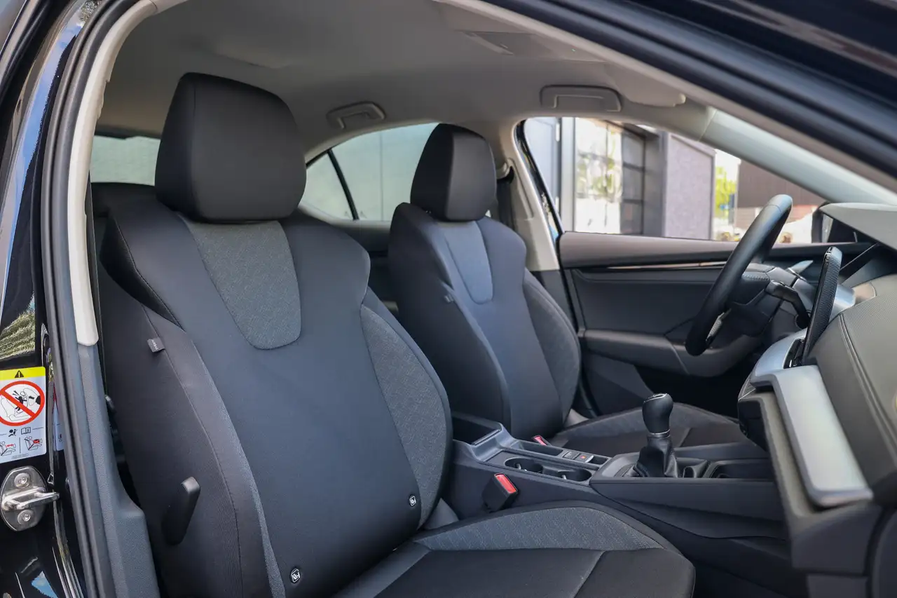 Skoda Octavia 1.5 TSI Business Edition BTW NIEUW PDC ACHTE, миниатюра 14