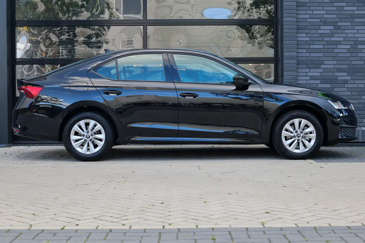 Skoda Octavia 1.5 TSI Business Edition BTW NIEUW PDC ACHTE, миниатюра 12