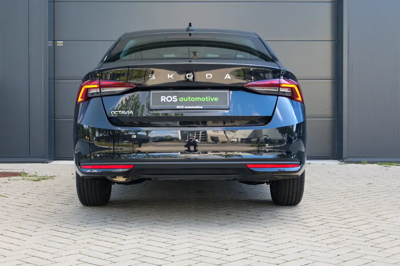 Skoda Octavia 1.5 TSI Business Edition BTW NIEUW PDC ACHTE, миниатюра 21